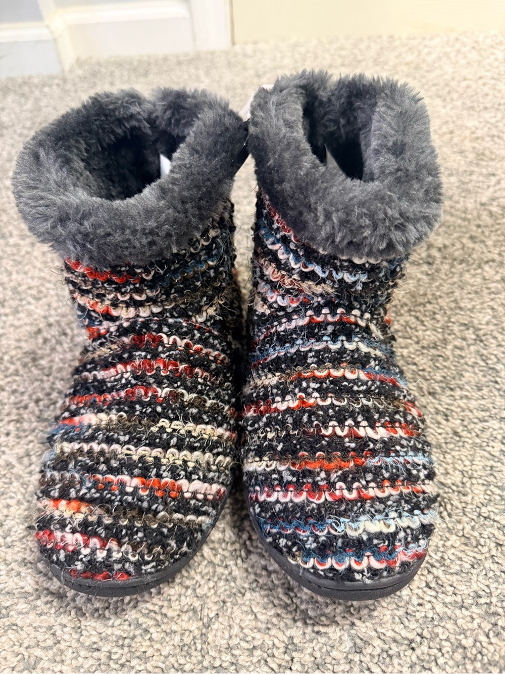 Minnetonka Women's Betty Booty Slippers - Picture 4 of 12